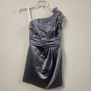 💘Davids Bridal Grayish Silver Shiney One Shoulder Formal Dress for Events Sz 4